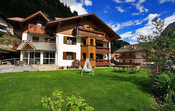 Cesa Roseda Apartment Canazei Exterior photo